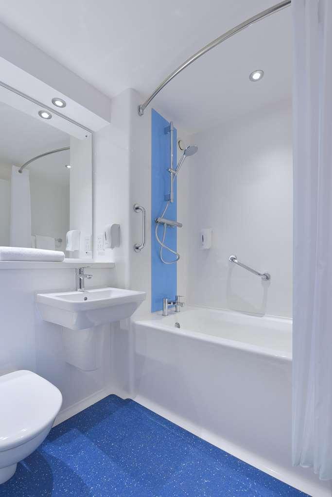 Travelodge Caerphilly Værelse billede