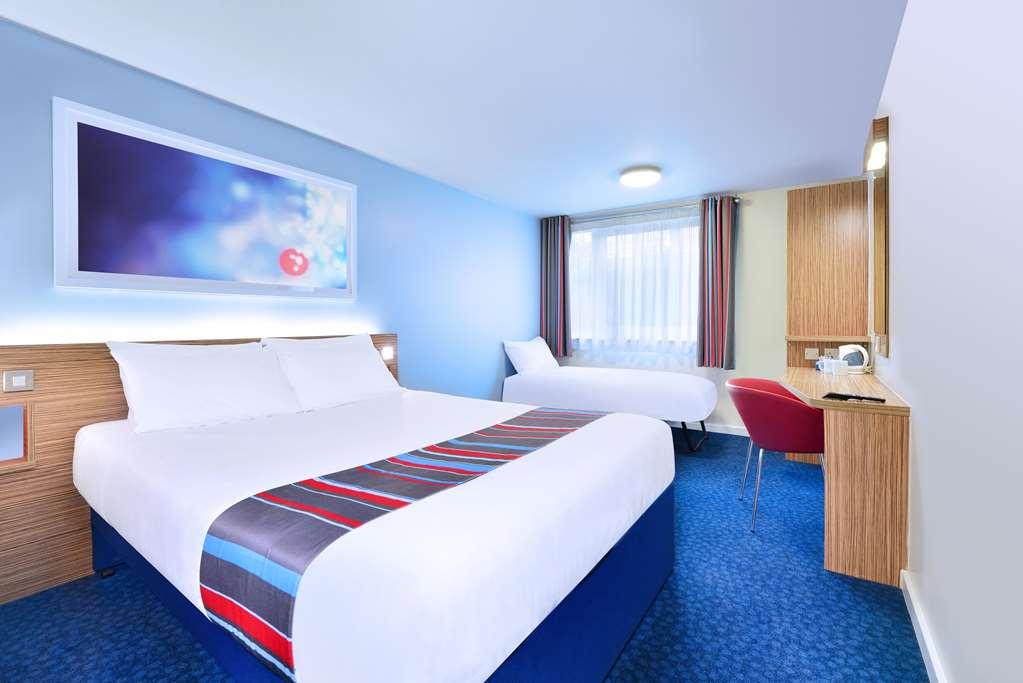 Travelodge Caerphilly Værelse billede